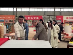 Fabrication d'équipements pour terrains de jeux intérieurs