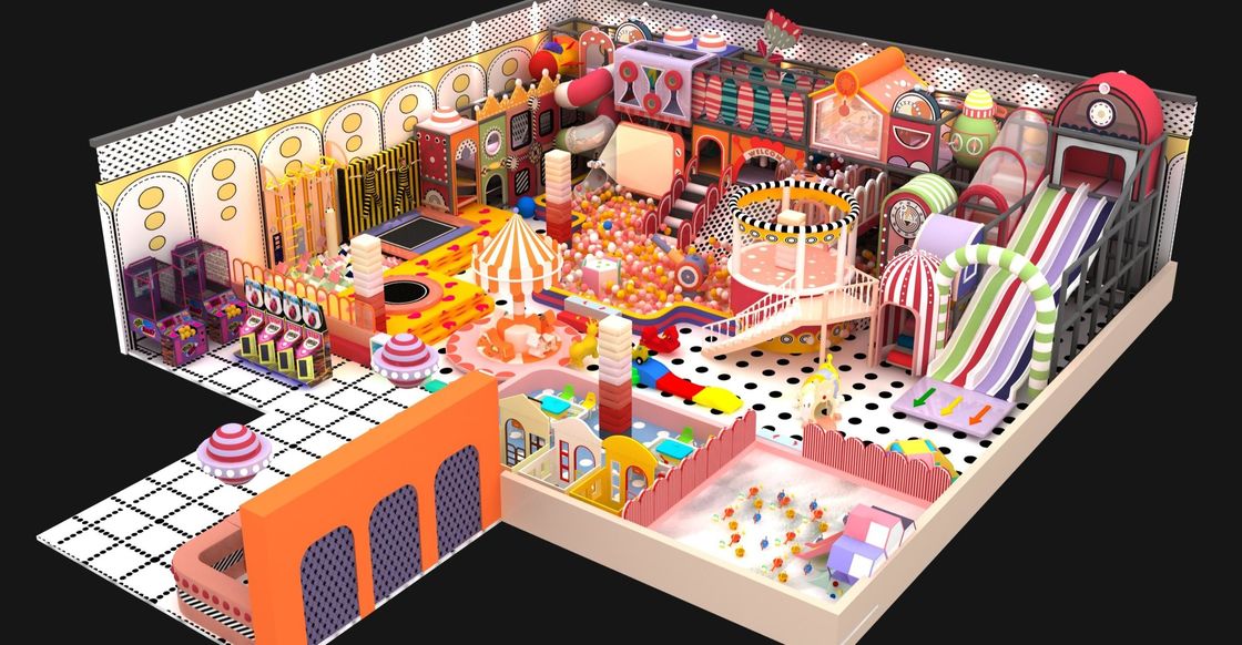 Équipement de terrain de jeu commercial confortable, enfant en sécurité, équipement de terrain de jeu intérieur coloré pour la maison