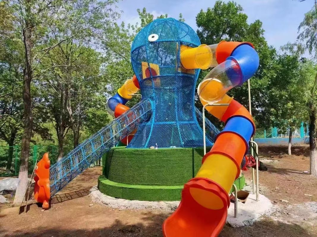 Toboggan aire de jeux extérieure colorée du parc des merveilles pour enfants sur le thème de la pieuvre