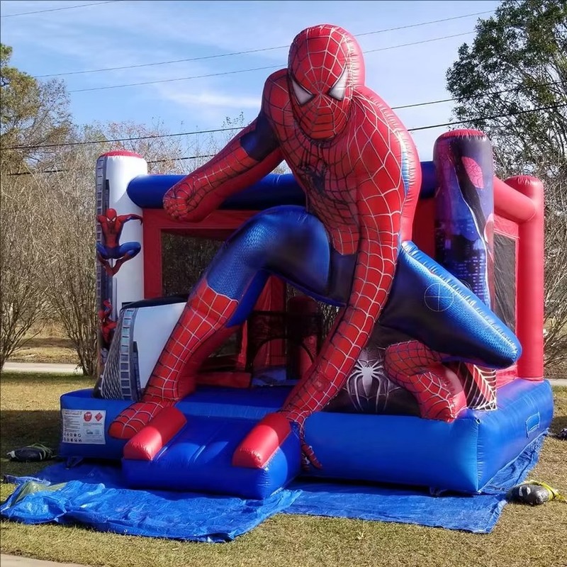 Château gonflable à thème Spiderman avec glissière sèche et souffleur de 950w pour les enfants Fête 5 * 5 * 3,6m Taille 1-6 Capacité de personnes