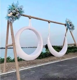 Le jardin Moon Swing sécurisé Construction sécurisée personnalisable avec logo